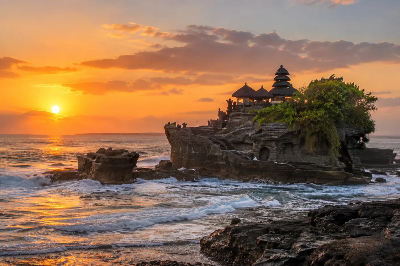 Tanah Lot Sea Temple & Sunset Coast Tour